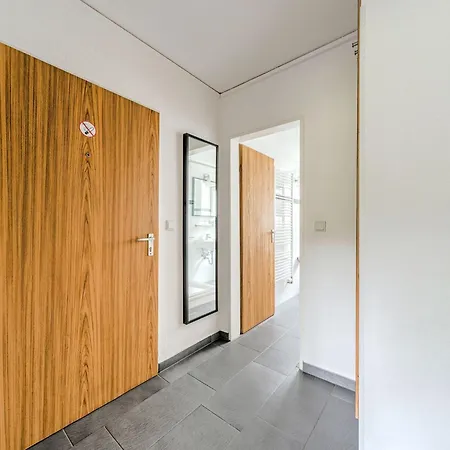 Apartament In With Balcony Fenced Garden Bbq *